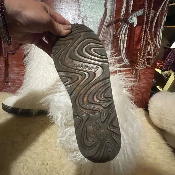 New BearPaw boots - Picture 7 of 13